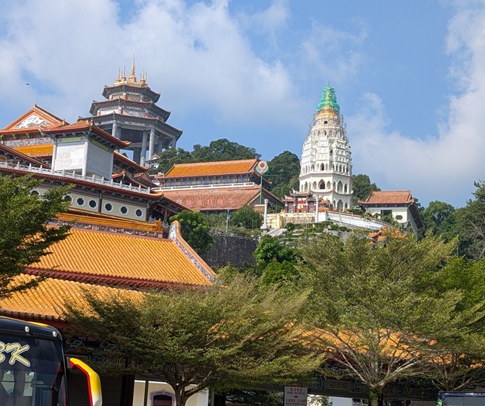 gokurakuji temple